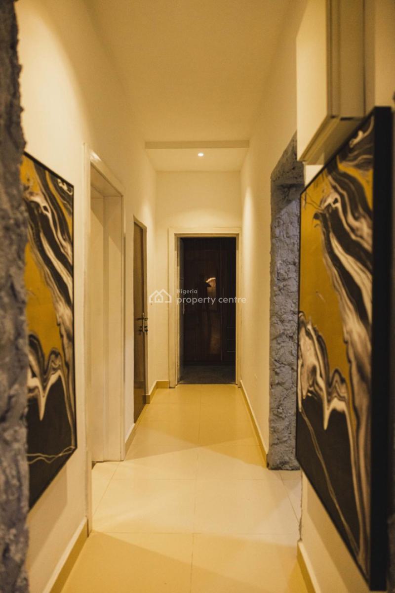 Luxury Smart 2 Bedroom Service and Furnished Apartment, Guzape District, Abuja, Flat / Apartment Short Let