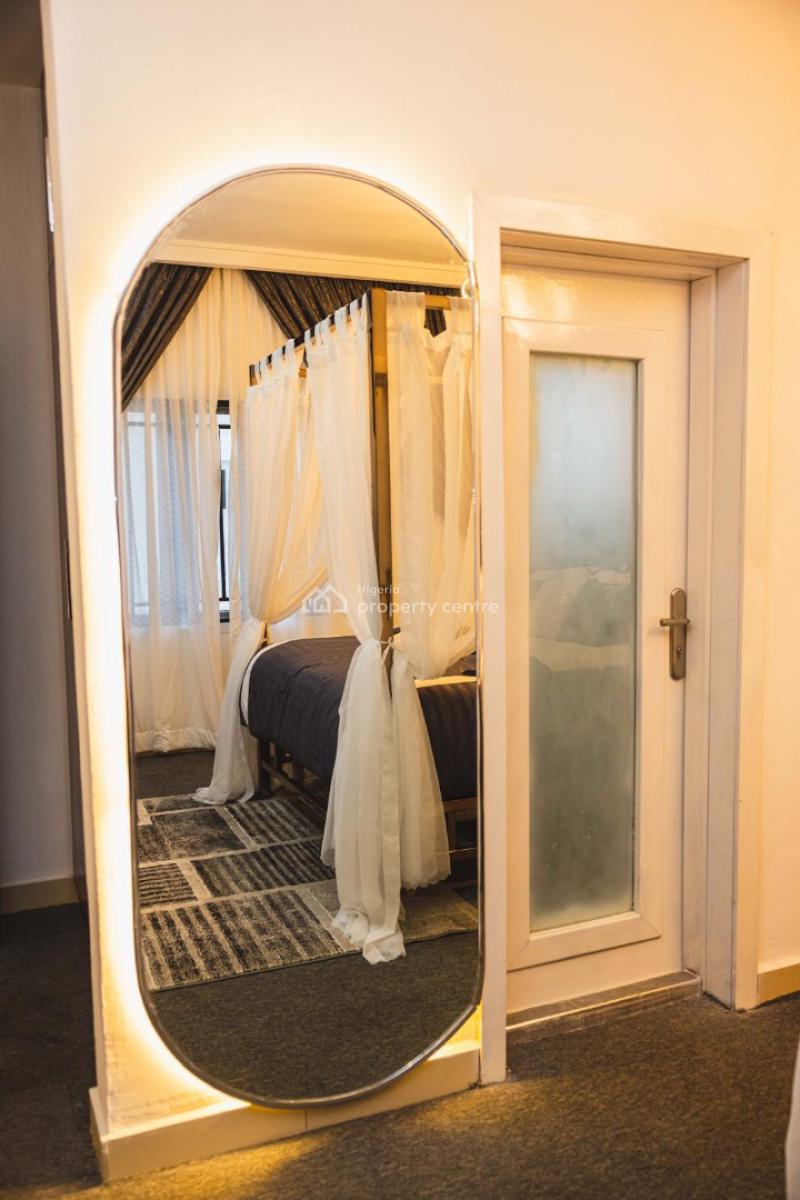 Luxury Smart 2 Bedroom Service and Furnished Apartment, Guzape District, Abuja, Flat / Apartment Short Let