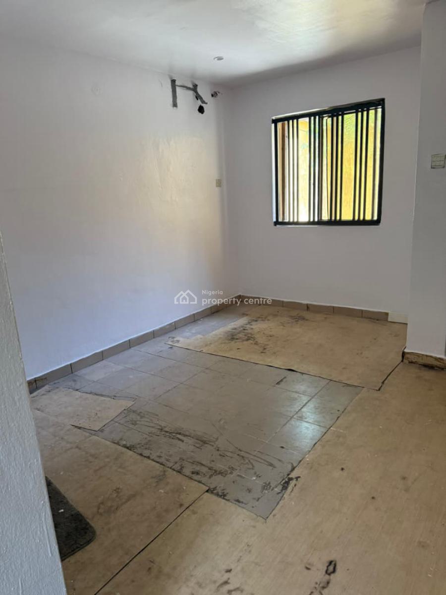 a Room Self Contain  Room, Lekki Phase 1, Lekki, Lagos, Self Contain (single Rooms) for Rent