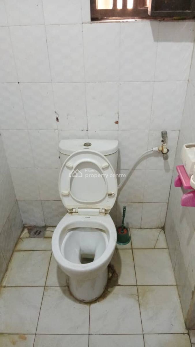 a Room Self Contain  Room, Lekki Phase 1, Lekki, Lagos, Self Contain (single Rooms) for Rent