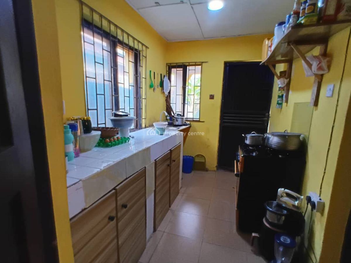 3 Bedrooms Bungalow, Onikanga, Ayobo, Ipaja, Lagos, Detached Bungalow for Sale