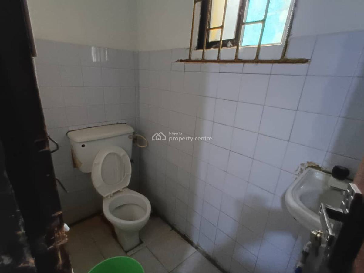 3 Bedrooms Bungalow, Onikanga, Ayobo, Ipaja, Lagos, Detached Bungalow for Sale