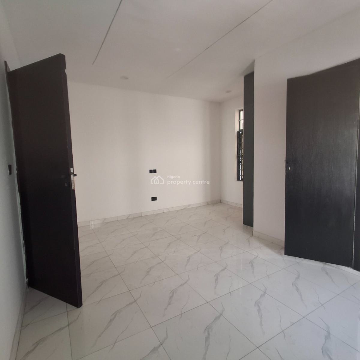 Three Bedrooms Semi Detached Duplex, Ikota, Lekki, Lagos, Semi-detached Duplex for Sale