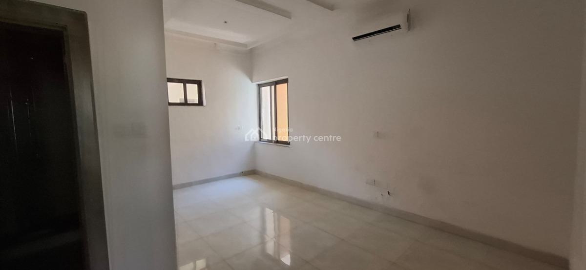 Exclusive Opportunity: Luxurious 3 Bedrooms Apartment with Guest Quarters, Guzape District, Abuja, Flat / Apartment for Sale