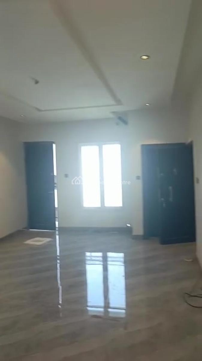 Exclusive Opportunity: Luxurious 3 Bedrooms Apartment with Guest Quarters, Guzape District, Abuja, Flat / Apartment for Sale