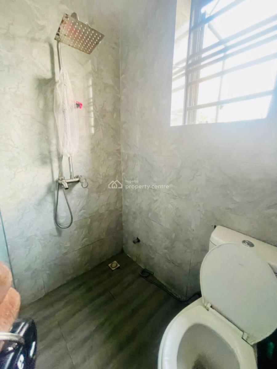 Massive 3 Bedrooms Flat, Kajola Phase 2, Kajola, Bogije, Ibeju Lekki, Lagos, Flat / Apartment for Rent