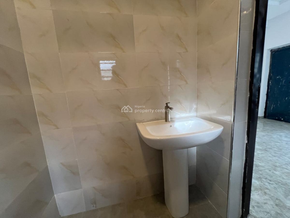 Brand New Block of 6 Units of 3 Bedroom Apartment with Bq, Off Freedom Way, Lekki Phase 1, Lekki, Lagos, Flat / Apartment for Sale