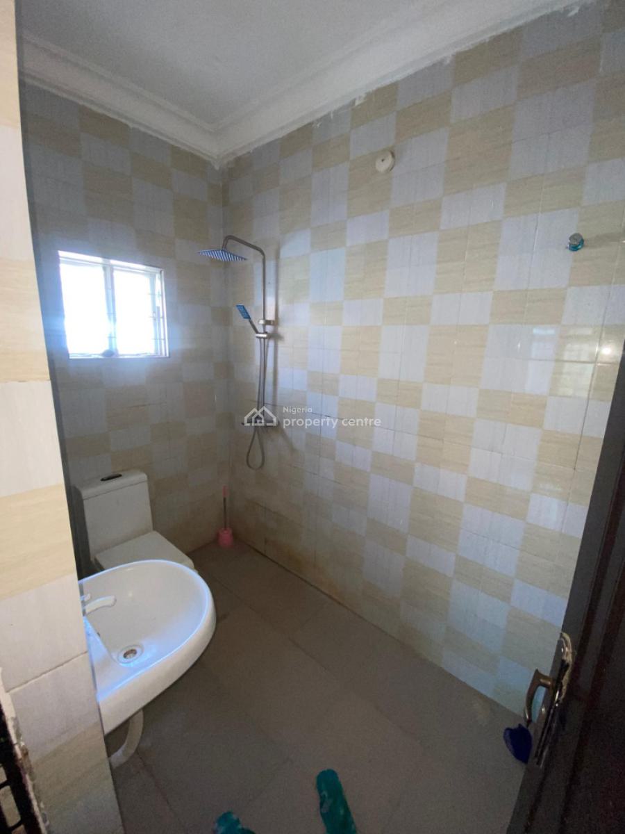 -bedroom Fully Detached Bungalow, Redeemer Estate, Lugbe District, Abuja, Detached Bungalow for Sale