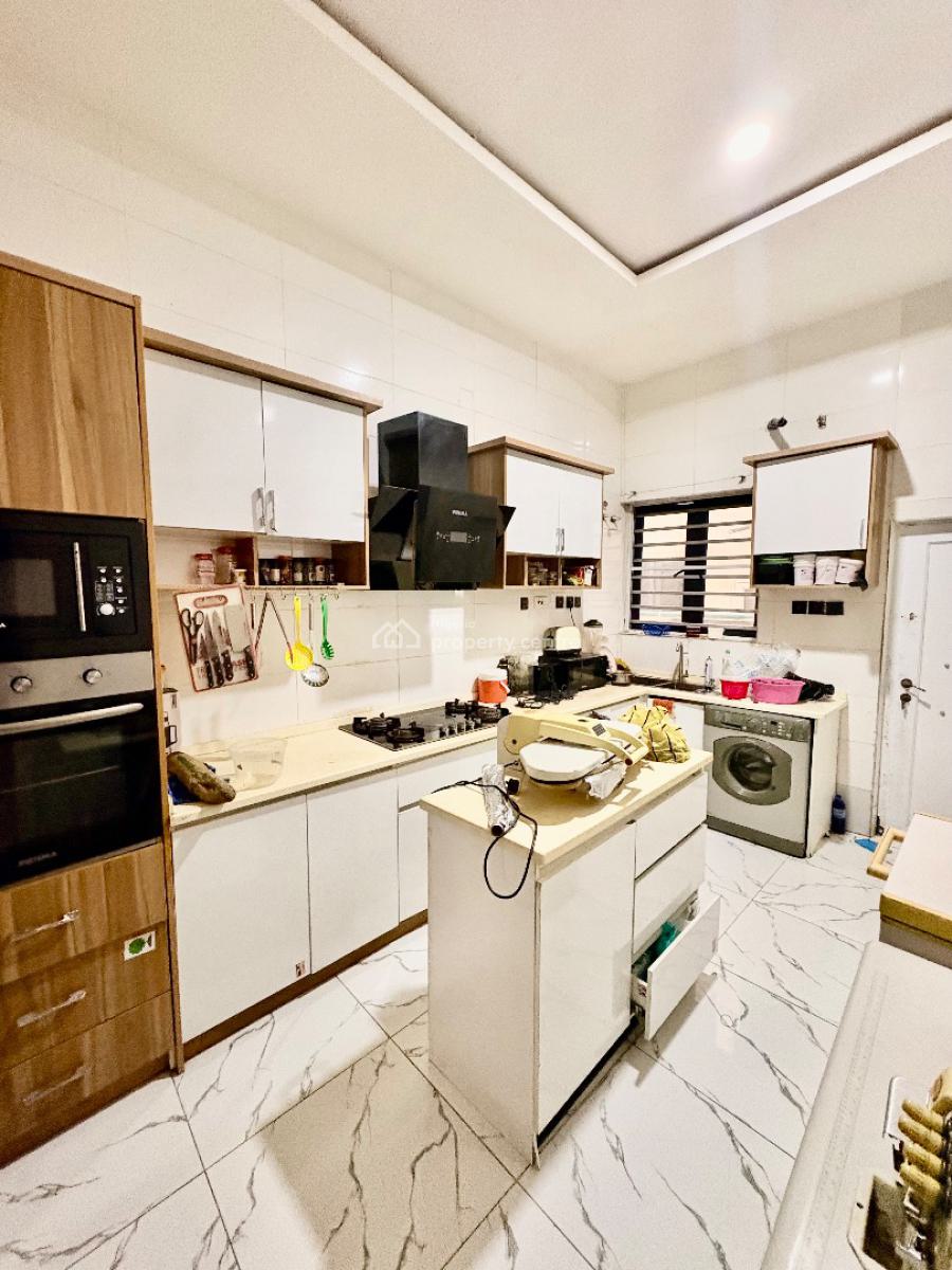 Fully Serviced and Furnished Queens Room in an Elite Secured Estate, Spring Garden Estate Before The Orchid Enyo By Lekki 2nd Toll Gate, Lekki, Lagos, Flat / Apartment for Rent