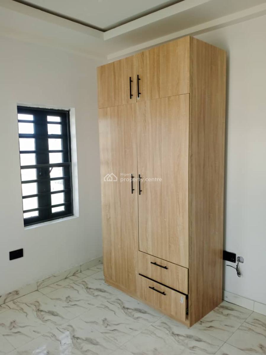 Luxurious Newly Built 2 Bedroom Flat Upstairs, Aiyeteju After The Secretariat, Ibeju Lekki, Lagos, Flat / Apartment for Rent