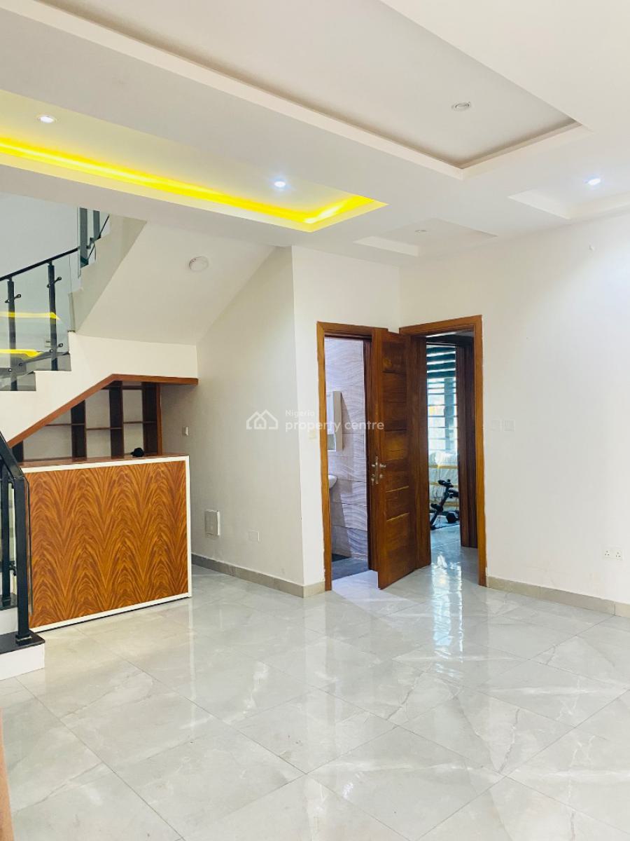 4 Bedroom Terrace House with Bq & 5kva Solar Inverter, Off Freedom Way, Lekki, Lagos, Terraced Duplex for Rent
