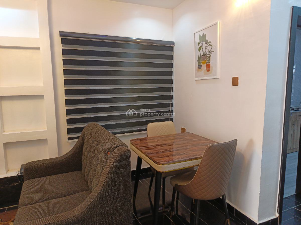 Smart Modern 2 Bedroom, Mafoluku / Jubilee Street / Mma Airport Rd, Ikeja, Lagos, House Short Let