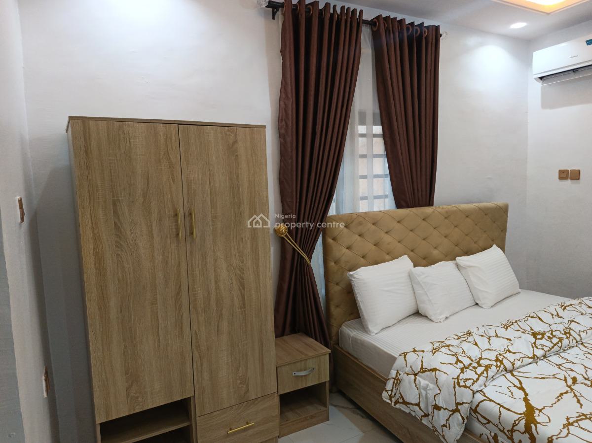 Smart Modern 2 Bedroom, Mafoluku / Jubilee Street / Mma Airport Rd, Ikeja, Lagos, House Short Let