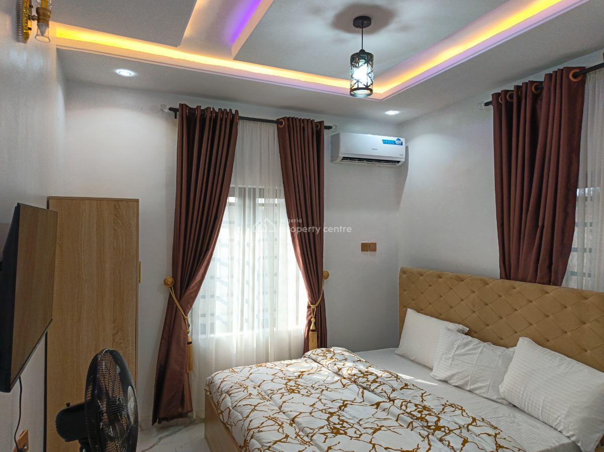 Smart Modern 2 Bedroom, Mafoluku / Jubilee Street / Mma Airport Rd, Ikeja, Lagos, House Short Let