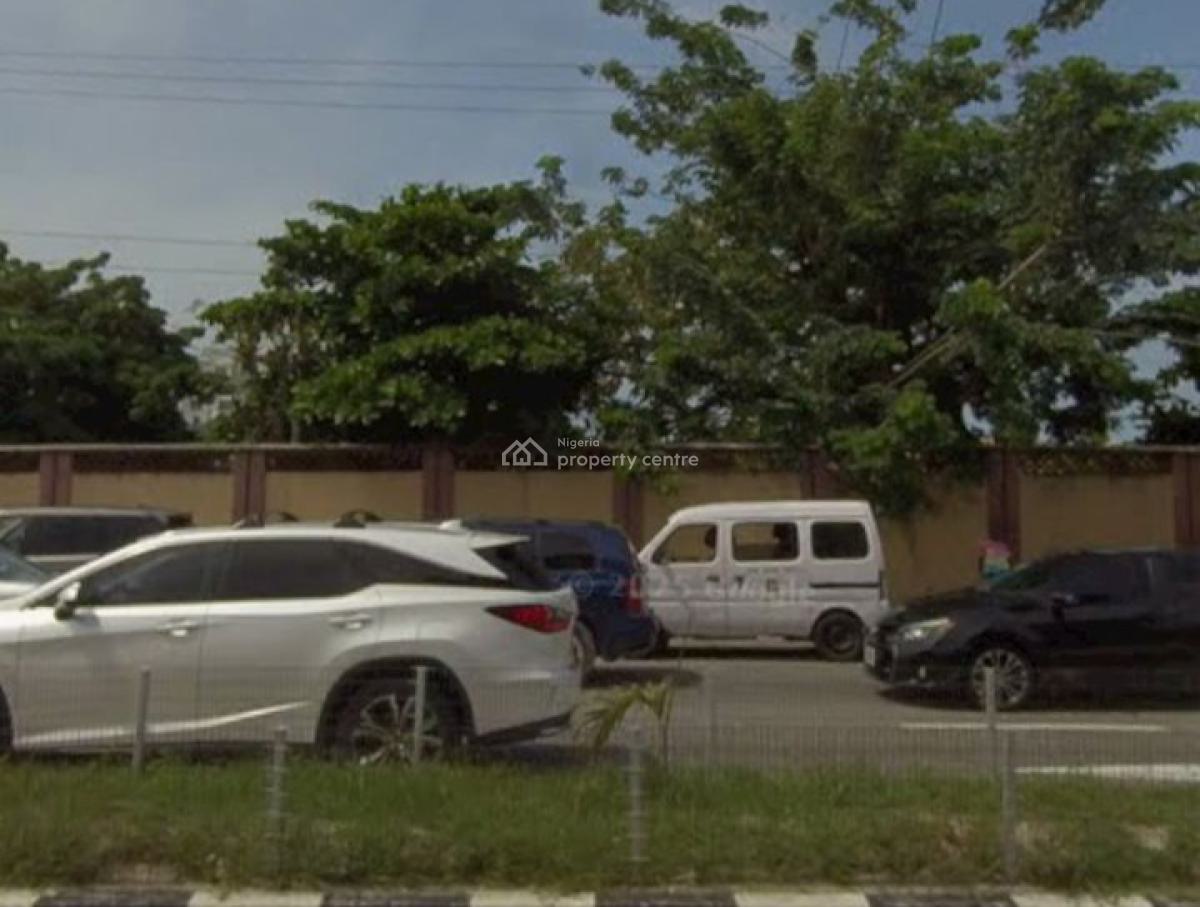 Land Measuring 2,000sqm, Directly Facing Admiralty Way, Lekki Phase 1, Lekki, Lagos, Commercial Land for Sale