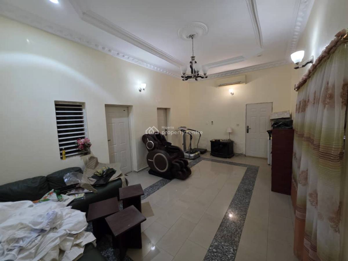 a Well-spaced 3-bedroom Bungalow with Bq, Life Camp, Abuja, House for Rent