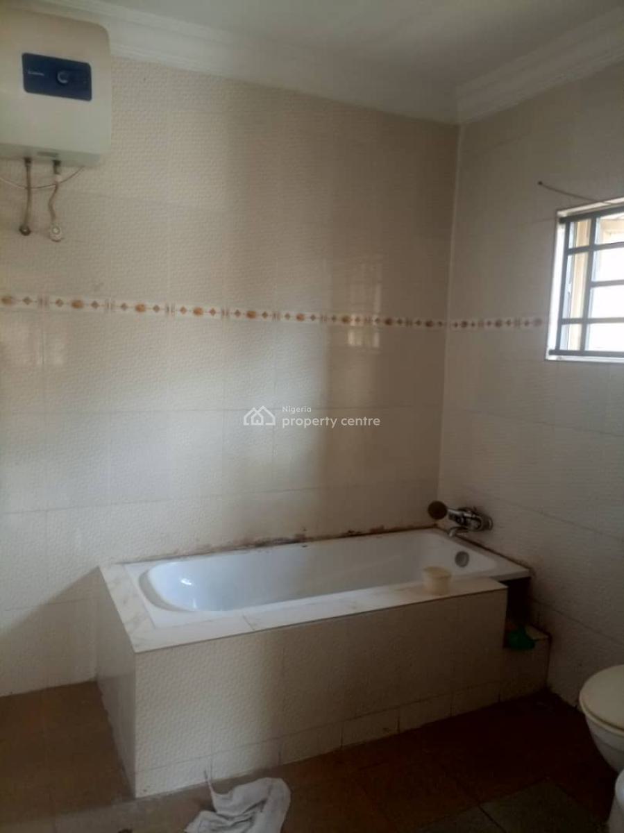 4 Bedroom Duplex with  Mini Flat Bq + Gate House, Gra Phase 2, Magodo, Lagos, Detached Duplex for Rent