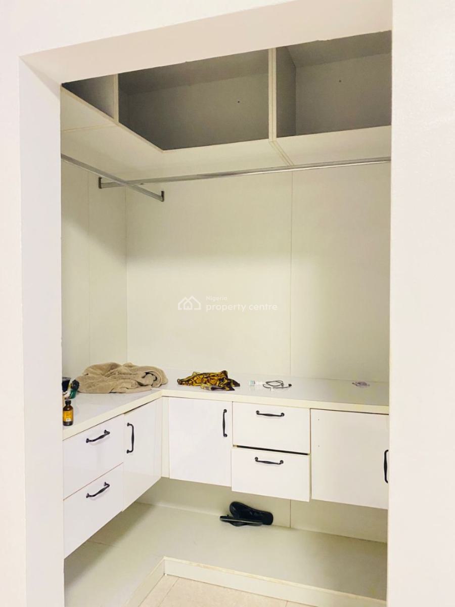 4-bedroom Terrace House with Bq & 5kva Solar Inverter, Ikate, Lekki, Lagos, Terraced Duplex for Rent