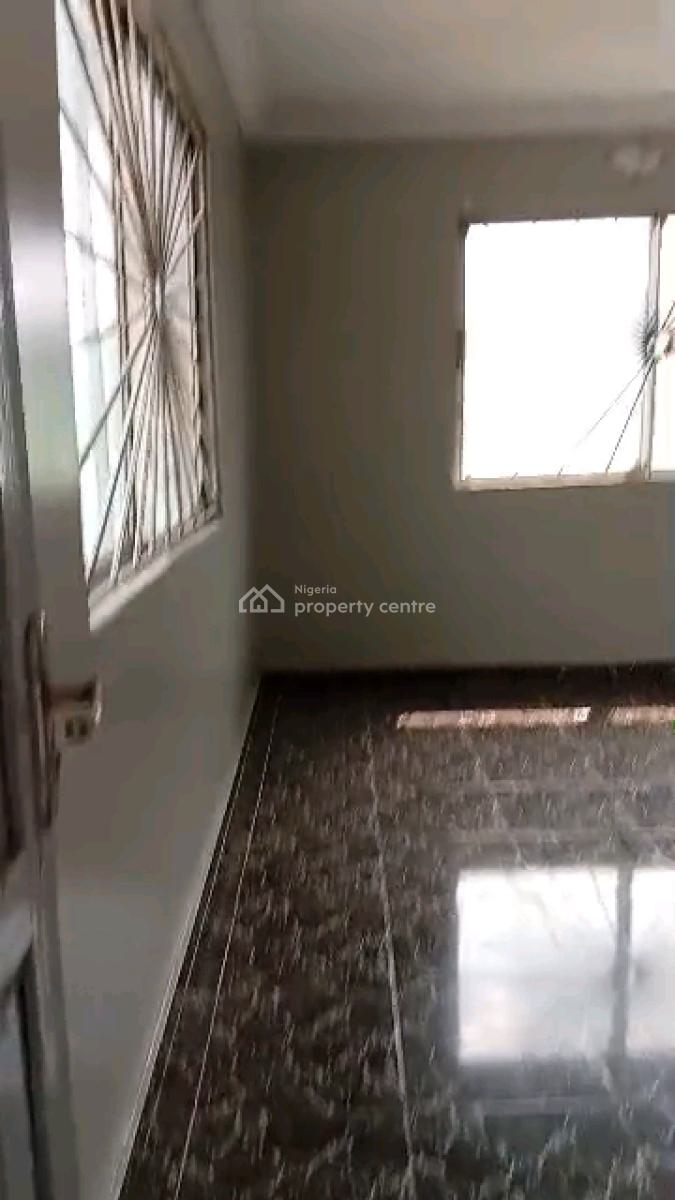 Spacious and Renovated 3 Bedroom Up Flat, Atunrase Estate, Gbagada, Lagos, Flat / Apartment for Rent