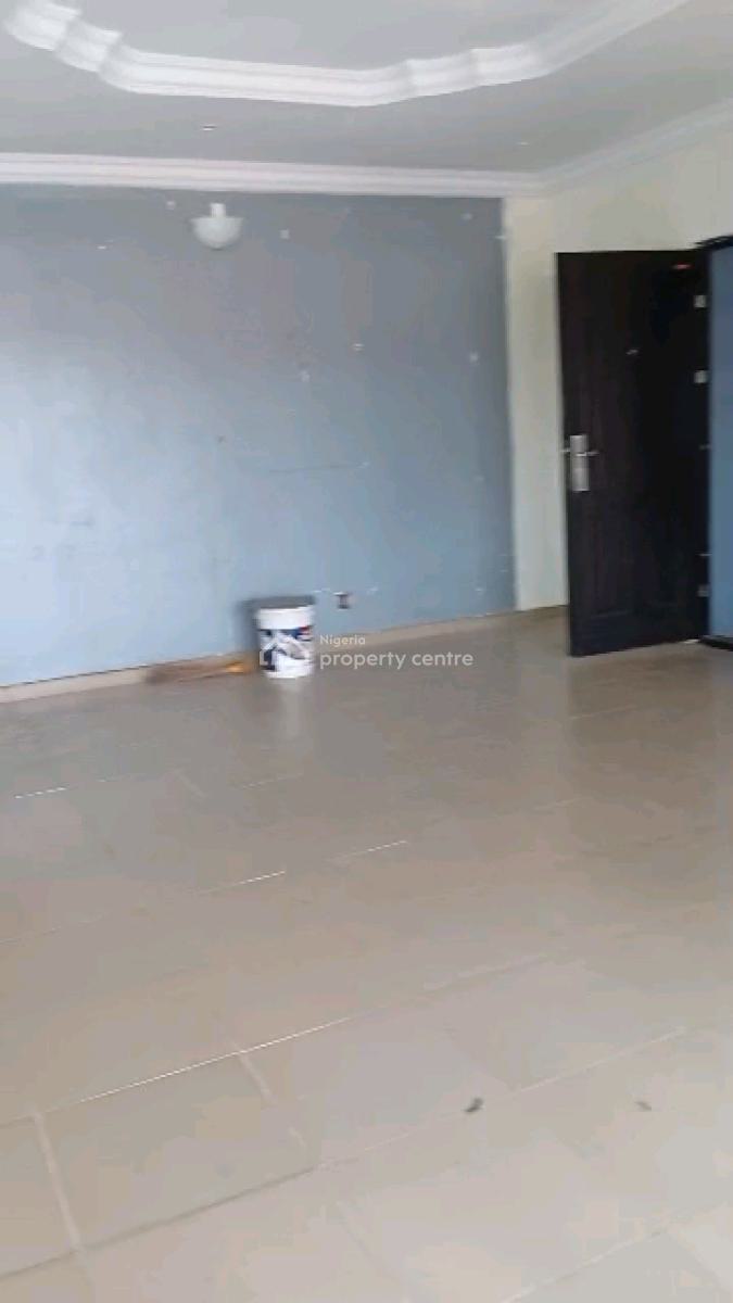 Spacious and Renovated 3 Bedroom Up Flat, Atunrase Estate, Gbagada, Lagos, Flat / Apartment for Rent
