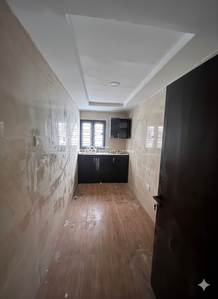 Newly Built 3-bedroom Flat (first Floor), Alagomeji, Yaba, Lagos, Flat / Apartment for Rent