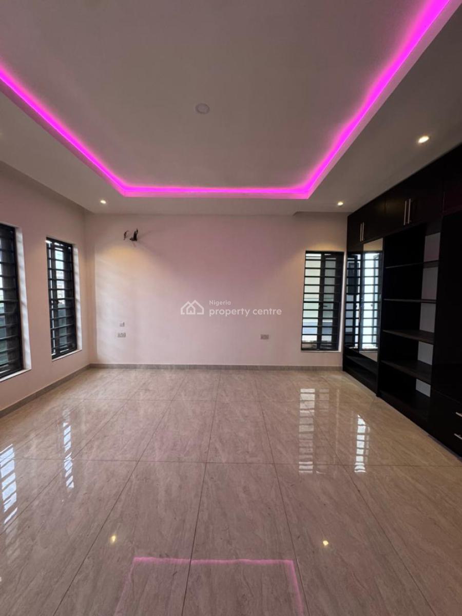 Lovely 3 Bedroom Apartment with Pool, Lovely 3 Bedroom Apartment with Pool, Ikate, Lekki, Lagos, Block of Flats for Sale