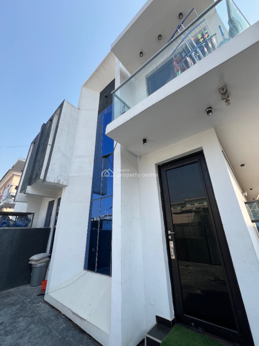 Spacious and Very Clean Semi-masters Room in a Shared Apartment, Salem, Ikate Elegushi, Lekki, Lagos, Self Contain (single Rooms) for Rent