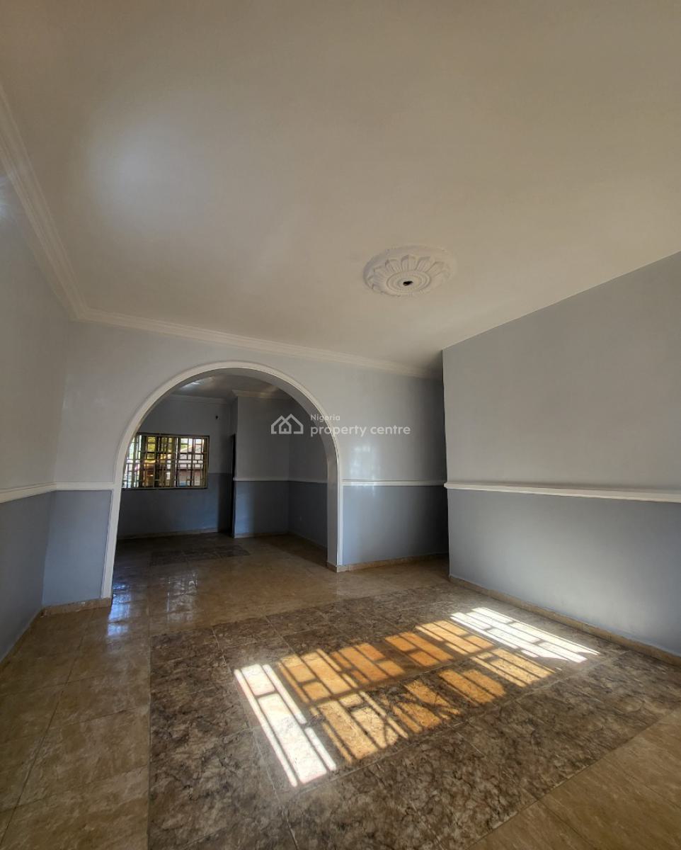 Luxurious Massive 2 Bedroom Flat, By Federal Old Secteriate, Area 1, Garki, Abuja, Flat / Apartment for Rent