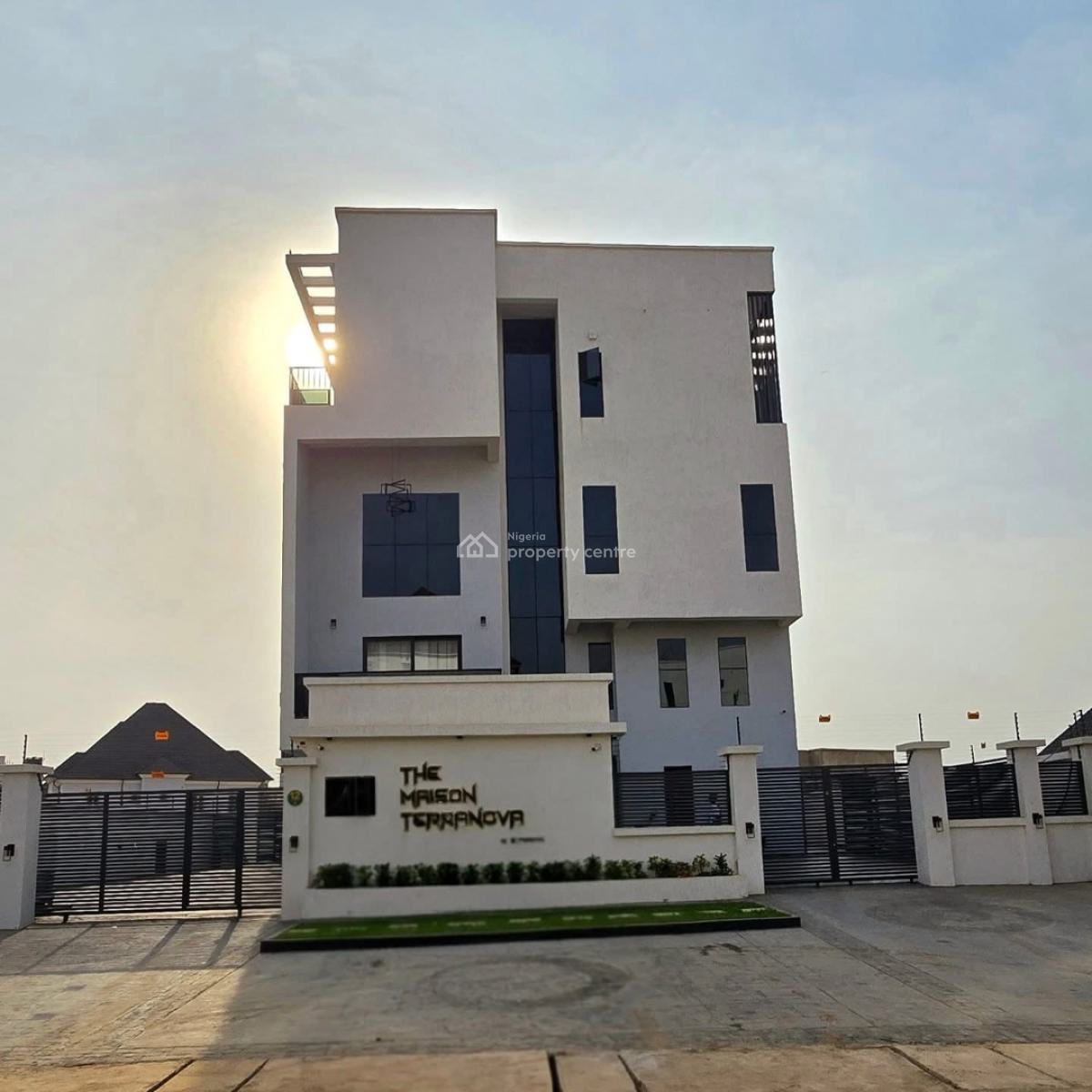 Smart 4 Bedroom Mansionette ,bq,pool,ac, Cctv,cinema, Wuye, Abuja, Flat / Apartment for Sale