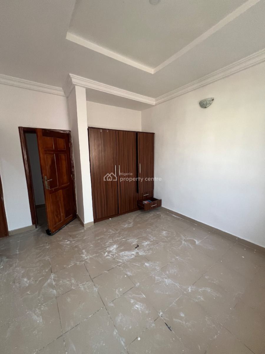 Massive 3 Bedroom Flat Upstairs, Thera Peace, Sangotedo, Ajah, Lagos, Flat / Apartment for Rent