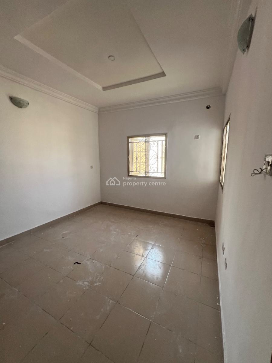 Massive 3 Bedroom Flat Upstairs, Thera Peace, Sangotedo, Ajah, Lagos, Flat / Apartment for Rent