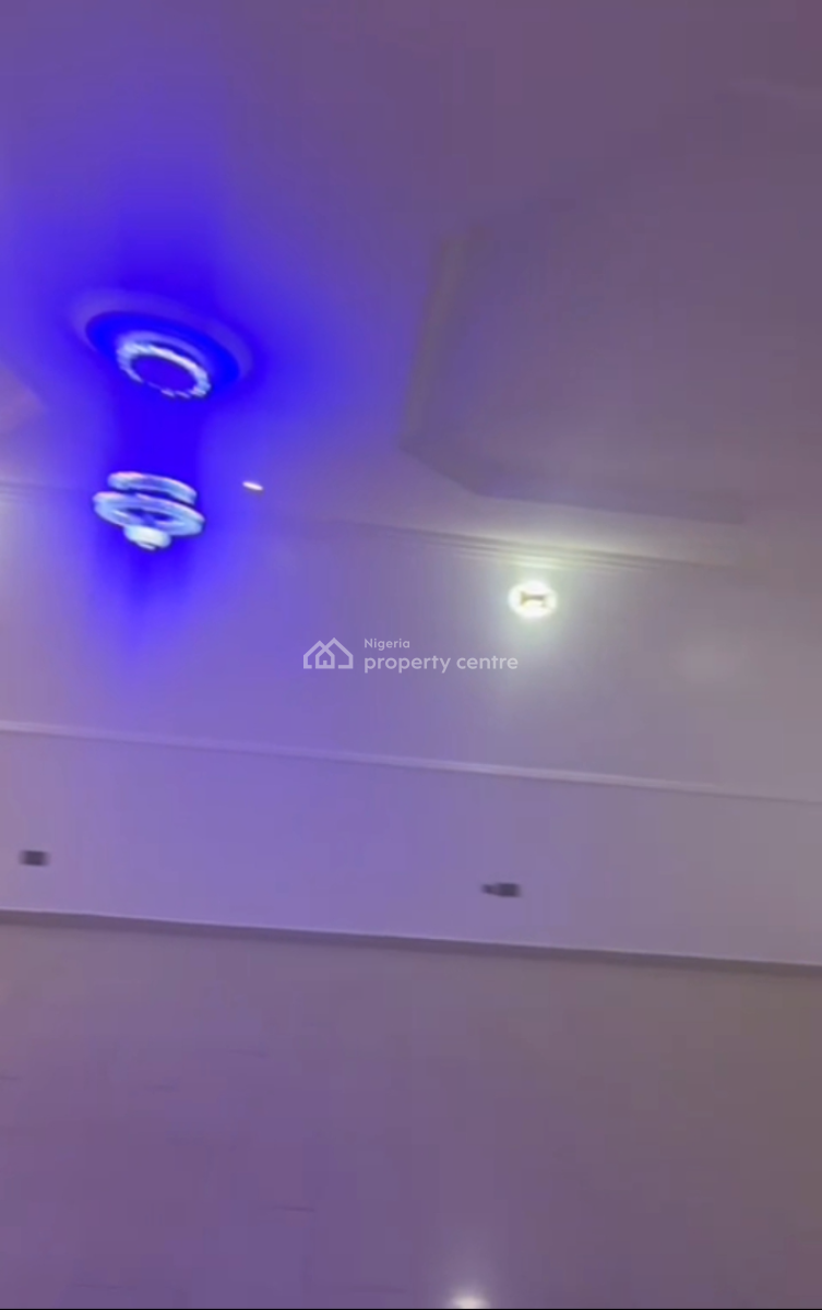 Luxury 2 Bedrooms Block of Flats in an Estate on Tarred Road, Area 1 Axis., Durumi, Abuja, Flat / Apartment for Rent