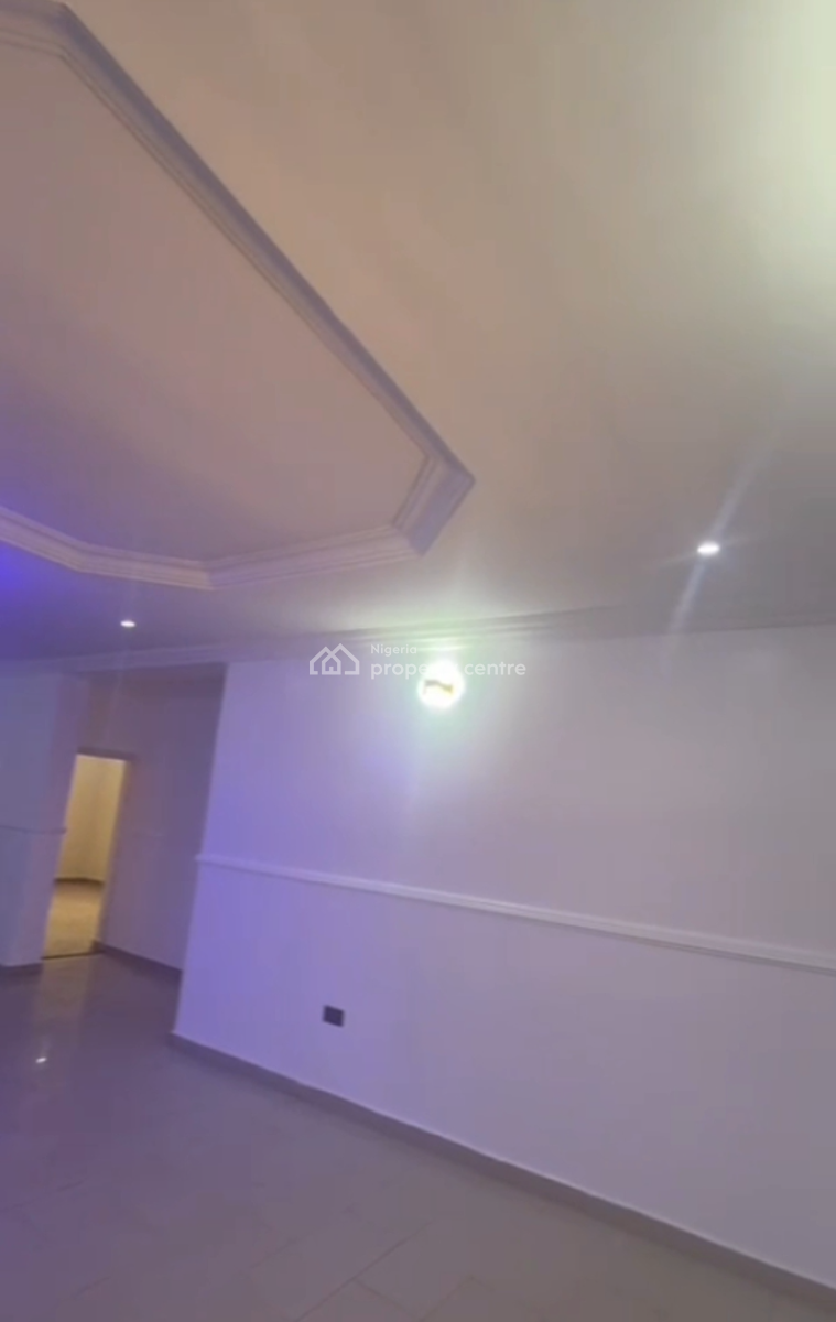 Luxury 2 Bedrooms Block of Flats in an Estate on Tarred Road, Area 1 Axis., Durumi, Abuja, Flat / Apartment for Rent