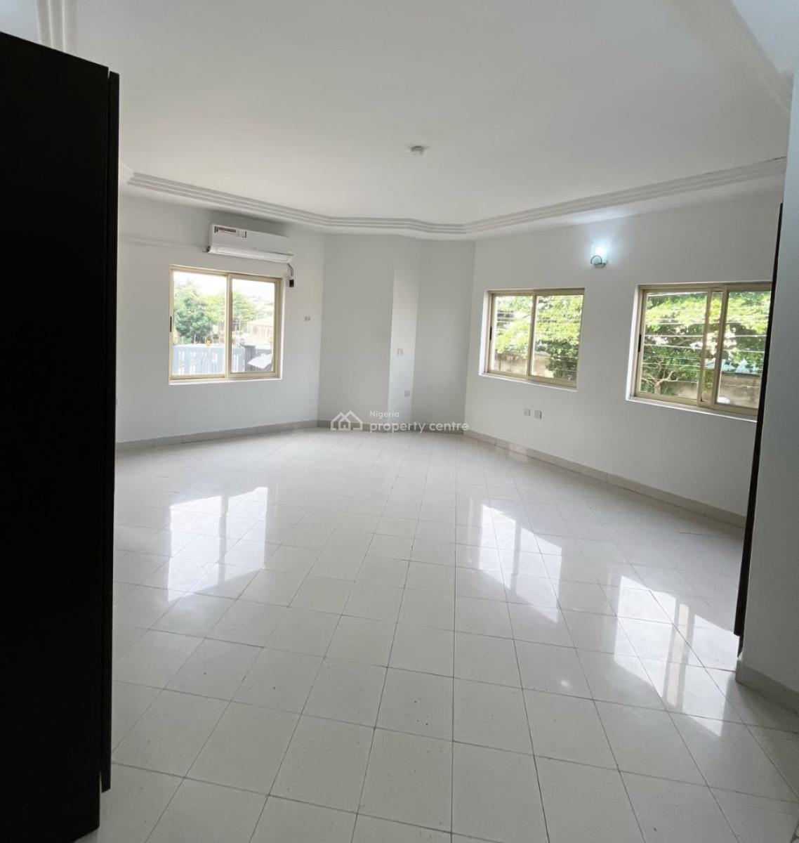Brand New 3 Bedroom Apartment with Bq, Lekki Phase 1, Lekki, Lagos, Flat / Apartment for Rent
