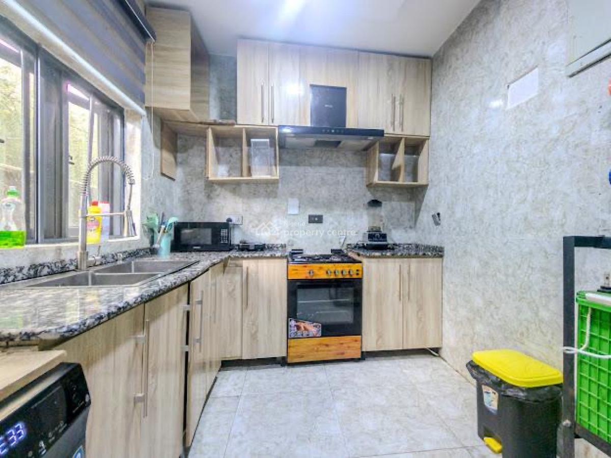 Spacious and Luxurious 2 Unit of 2-bedroom Apartment, Lekki Phase 1, Lekki, Lagos, Flat / Apartment Short Let