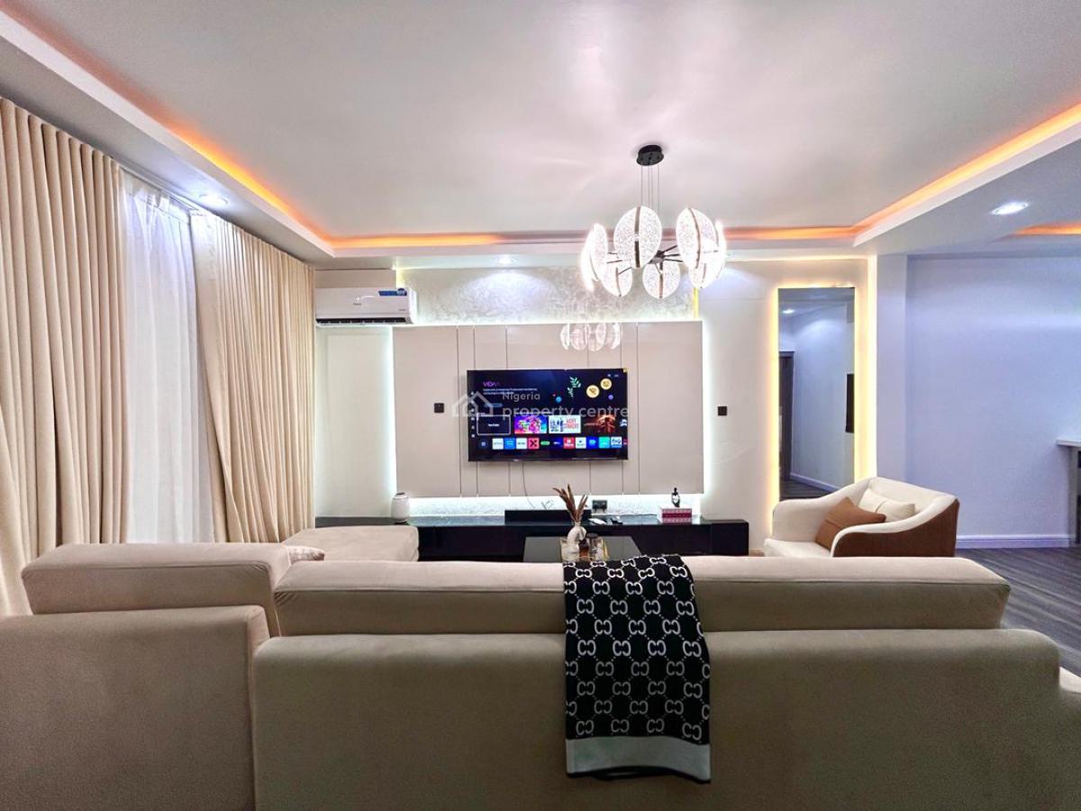 Exclusive 3-bedroom Airbnb Serviced Apartment in a Serene Environm, Victoria Island (vi), Lagos, Flat / Apartment Short Let