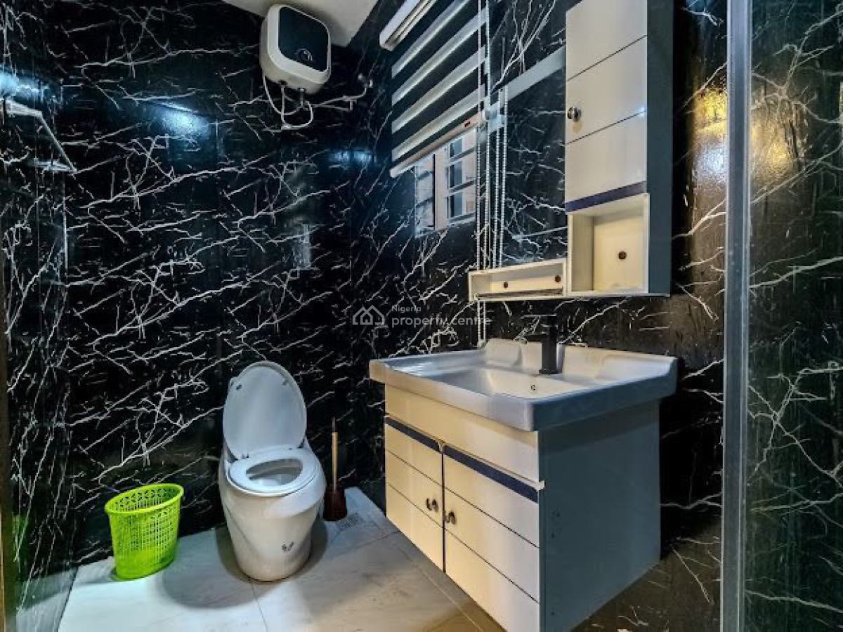 Exclusive 2-bedroom Airbnb Serviced Apartment in a Serene Environment., Lekki Phase 1, Lekki, Lagos, Flat / Apartment Short Let