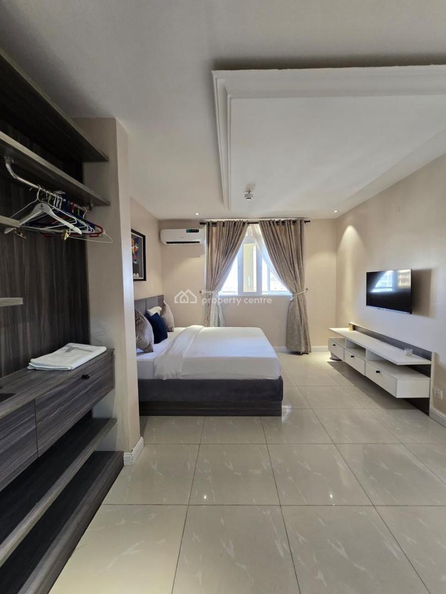 Brand New Newly Launched 3bedroomm(waterfront) Apartment in Lekki Phas, Lekki Phase 1, Lekki, Lagos, Flat / Apartment Short Let