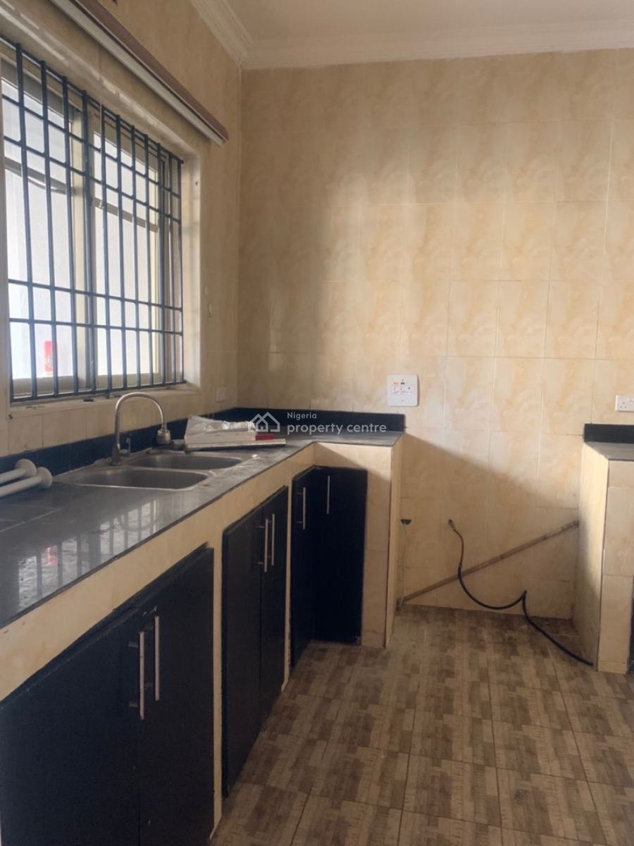 Spacious 2-bedroom Apartment with Laundry Room, Ikate, Lekki, Lagos, Flat / Apartment for Rent