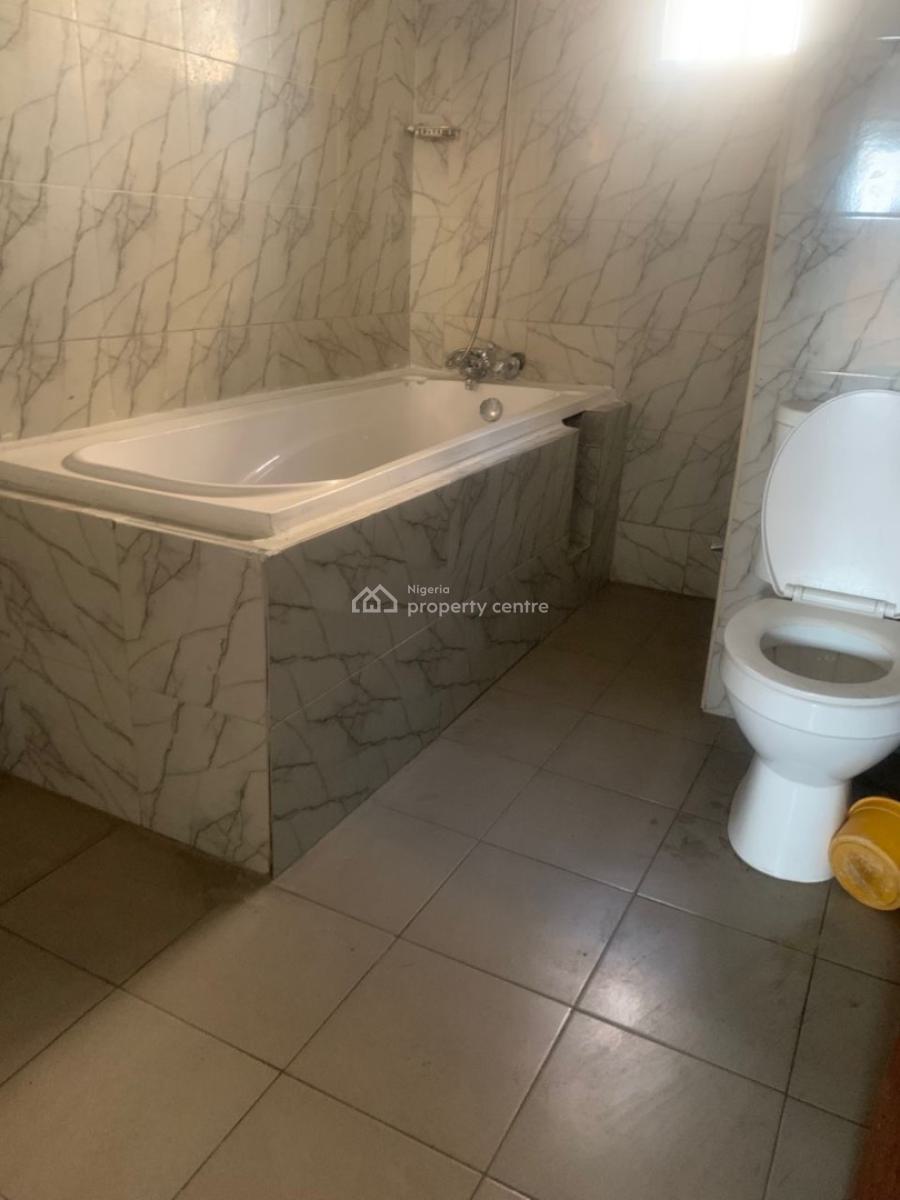 Spacious 2-bedroom Apartment with Laundry Room, Ikate, Lekki, Lagos, Flat / Apartment for Rent