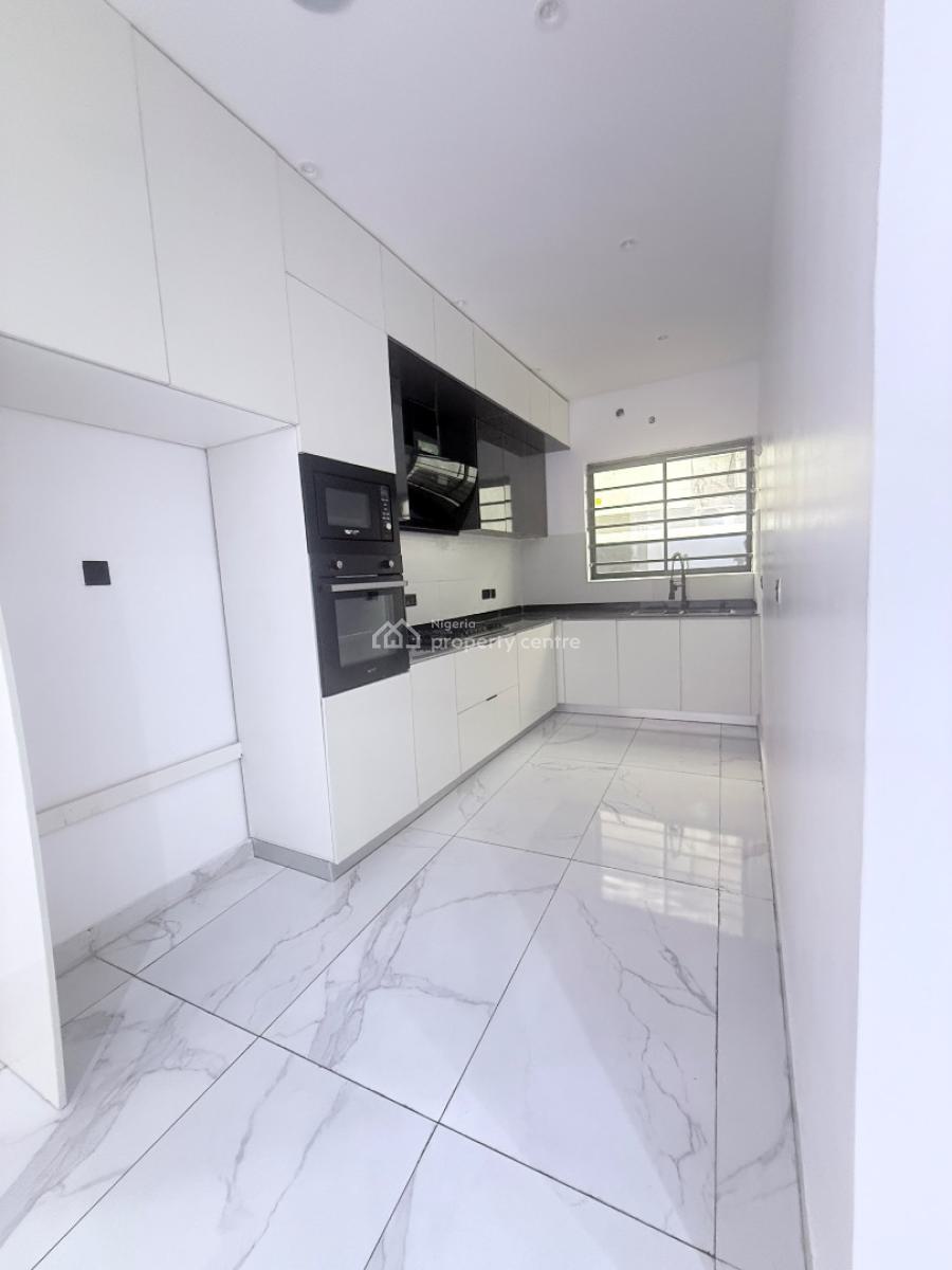 Luxury 2-bedroom Apartment Available Lekki Phase 1, Lekki Phase 1, Lekki, Lagos, House for Sale