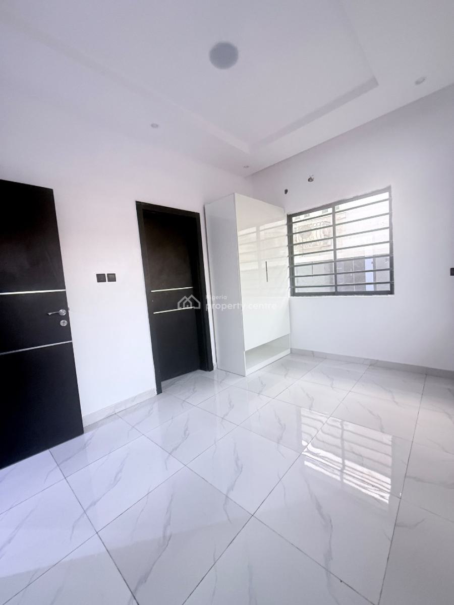 Luxury 2-bedroom Apartment Available Lekki Phase 1, Lekki Phase 1, Lekki, Lagos, House for Sale