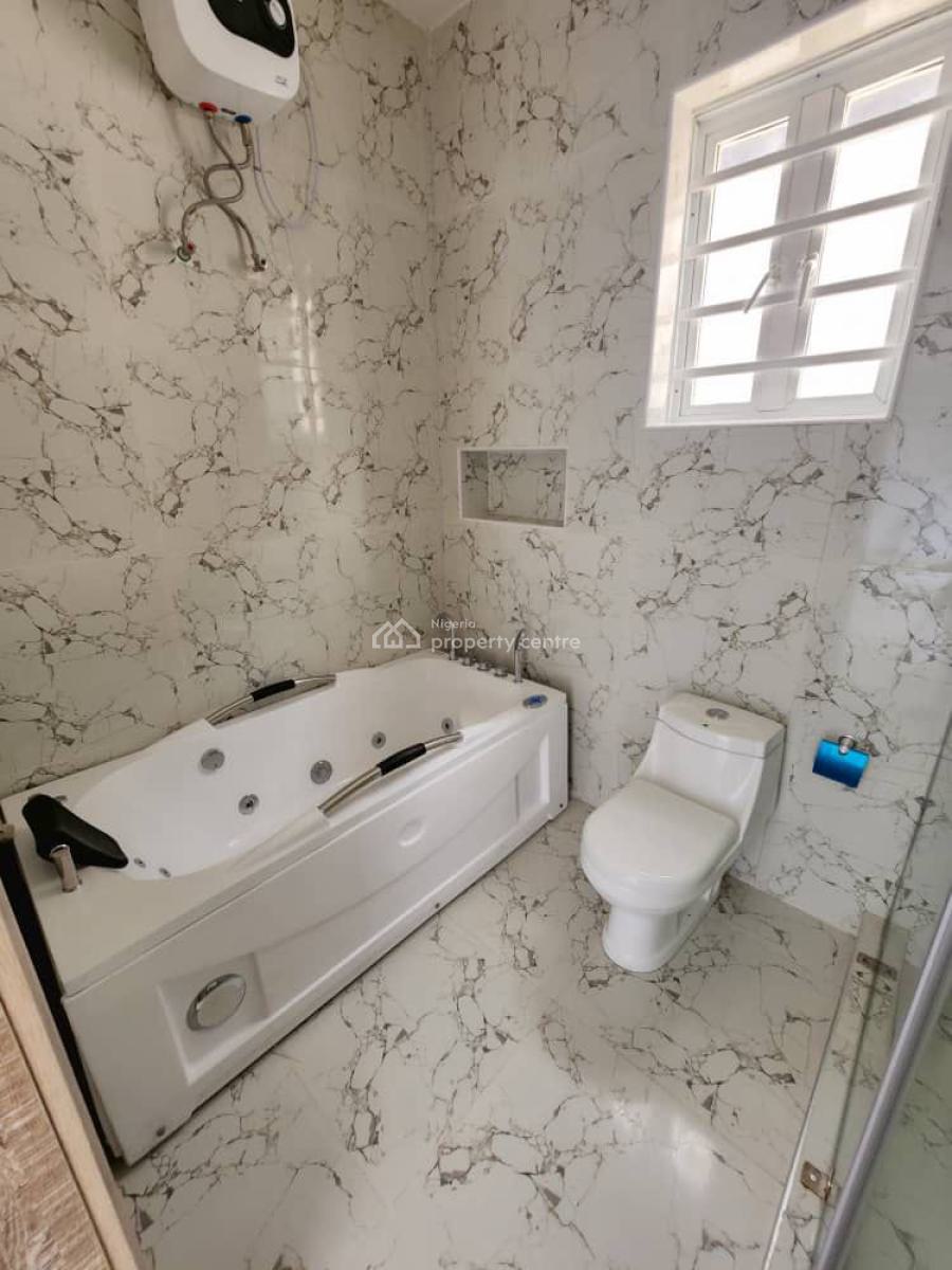 Luxury 4-bedroom Semi-detached Townhouse, Chevron, Lekki, Lagos, Semi-detached Duplex for Rent