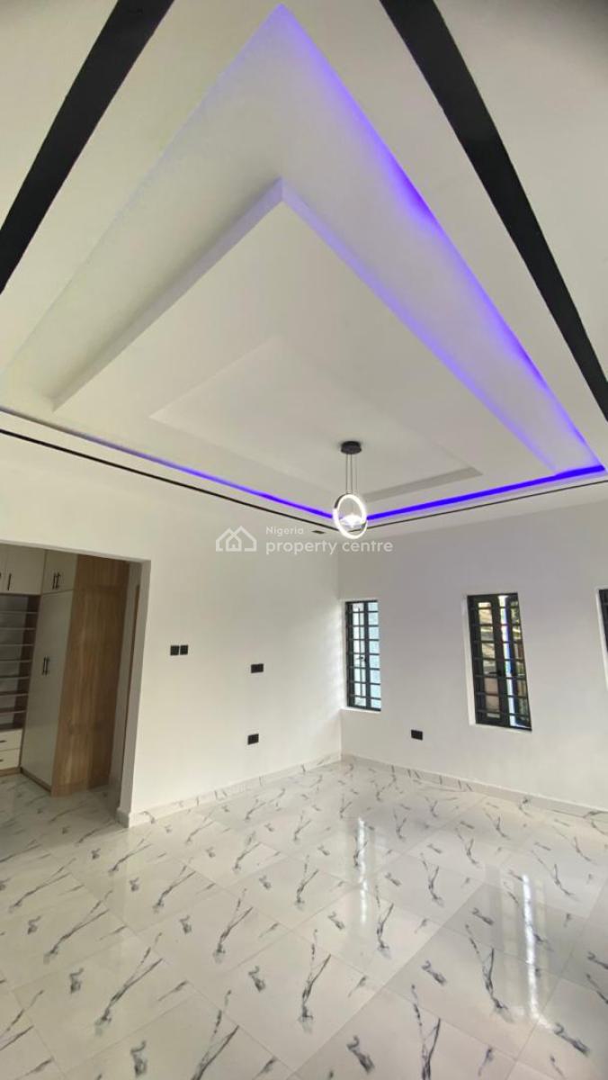 Contemporary 4 Bedroom Duplex Wt. a Self Contain Bq, Akwaka Rumuodomaya, Port Harcourt, Rivers, Detached Duplex for Sale