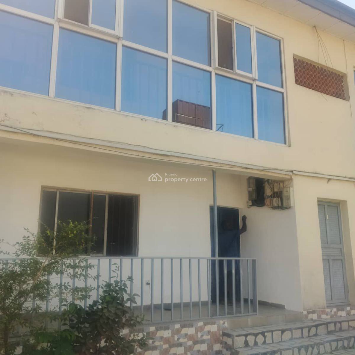 Massive 2 Bedrooms, Wuse 2, Abuja, House for Rent