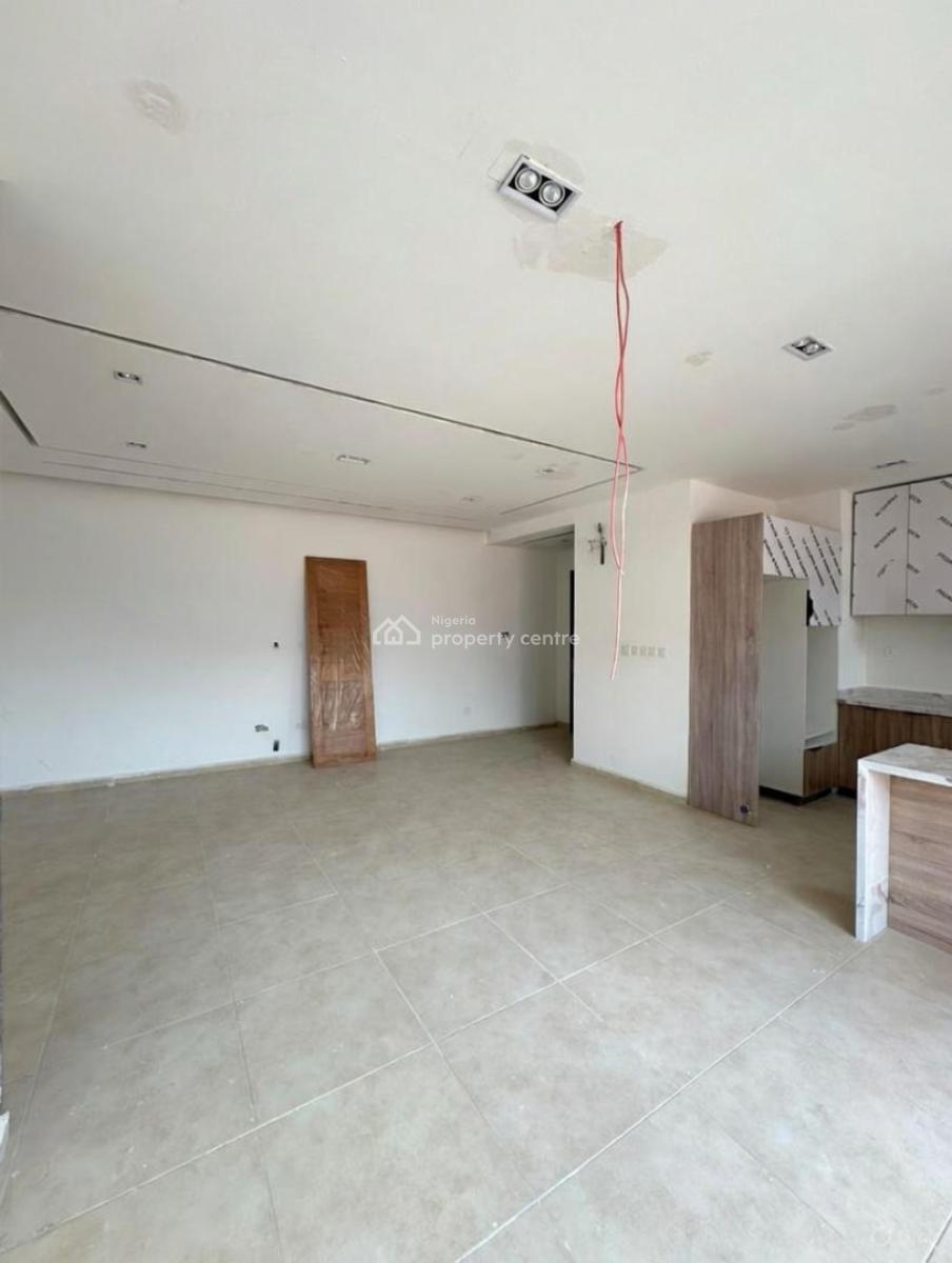 Luxury 2 Bedroom Apartment, Ologolo, Lekki, Lagos, Block of Flats for Sale