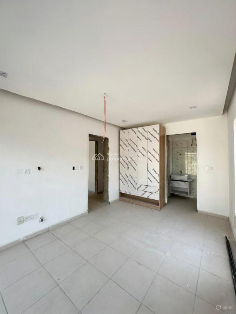 Luxury 2 Bedroom Apartment, Ologolo, Lekki, Lagos, Block of Flats for Sale