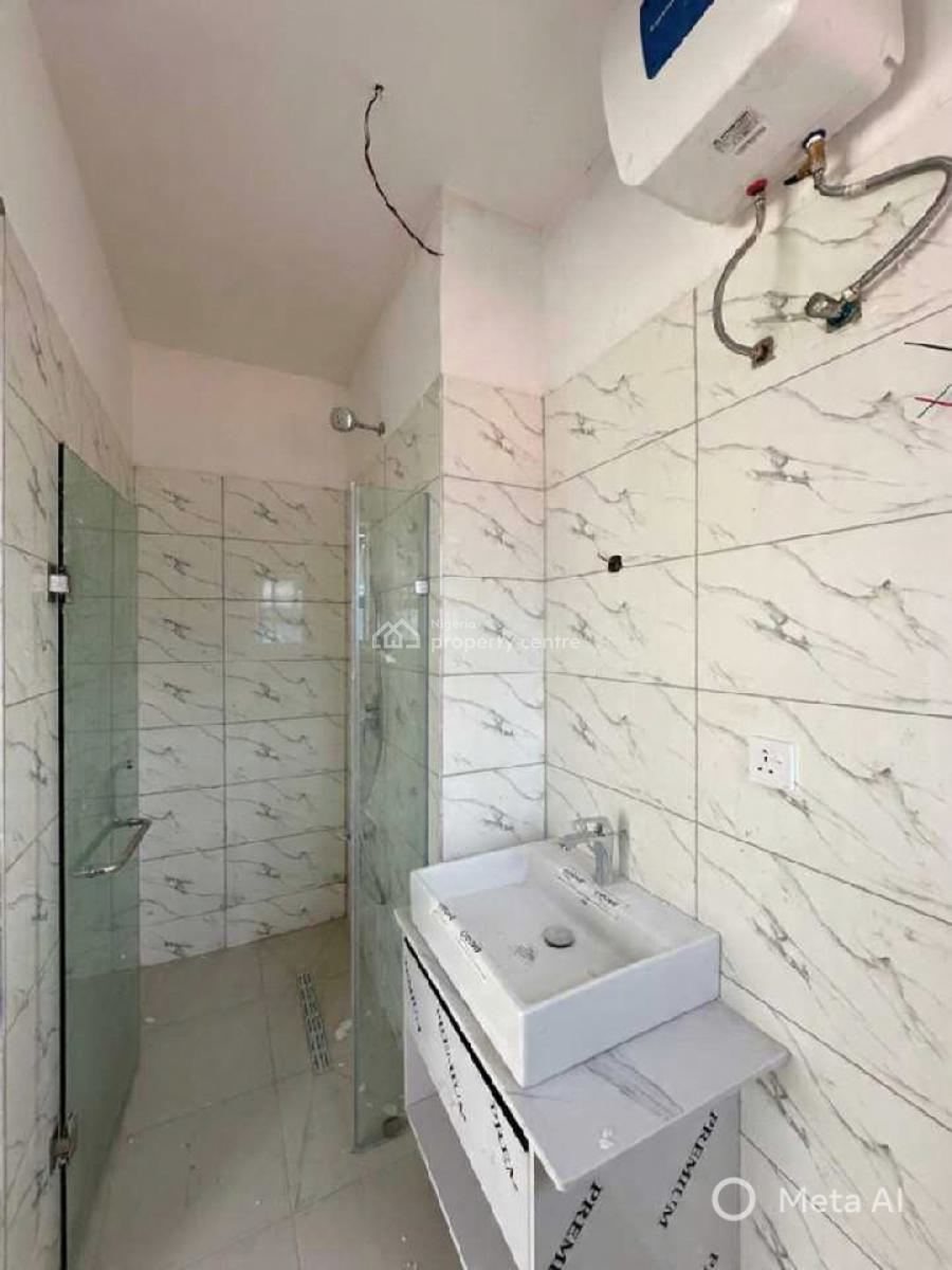 Luxury 2 Bedroom Apartment, Ologolo, Lekki, Lagos, Block of Flats for Sale