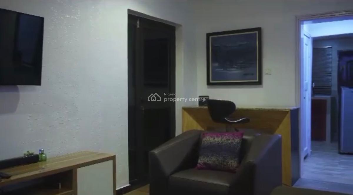 Fully Furnished & Serviced Mini Flat, Oniru Estate, Oniru, Victoria Island (vi), Lagos, Mini Flat (room and Parlour) for Rent