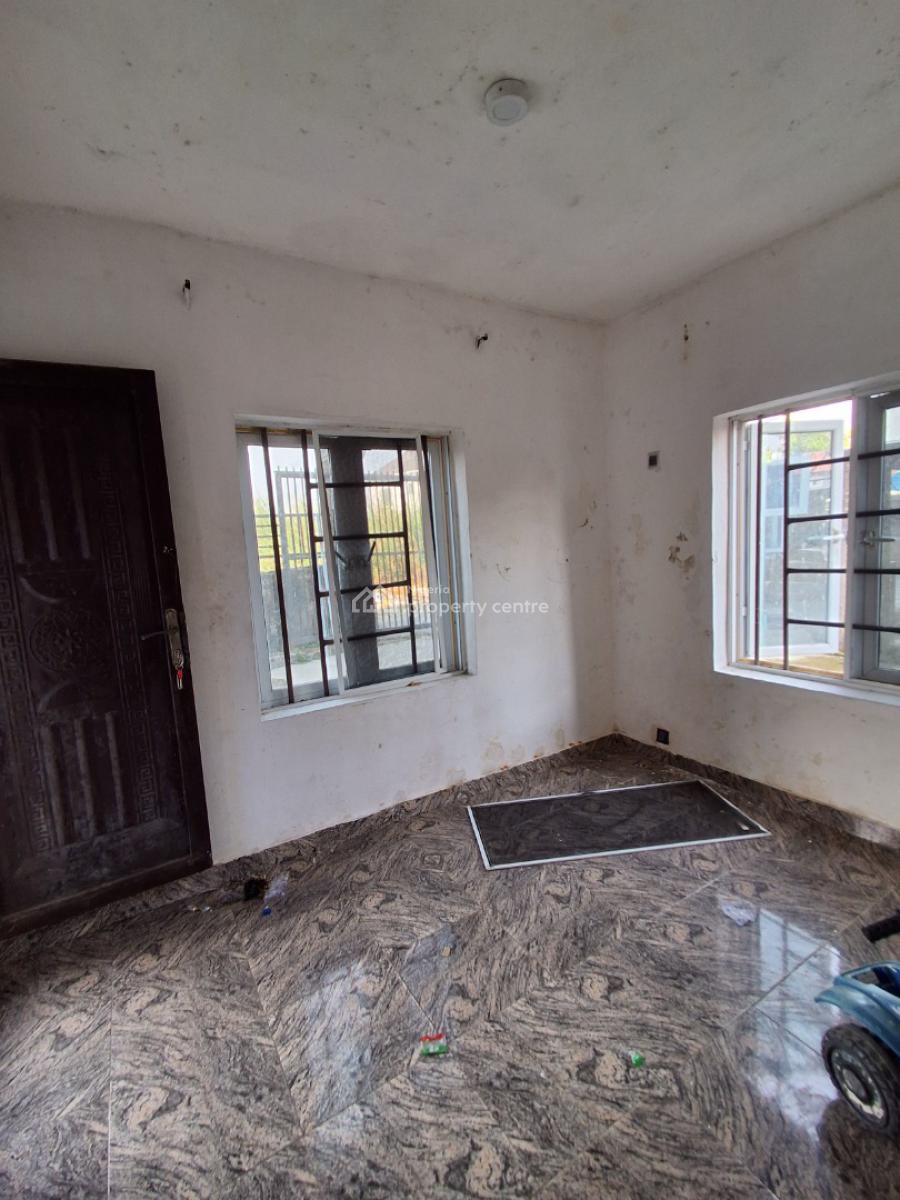 Bq Selfcon, in an Estate, Badore, Ajah, Lagos, Self Contain (single Rooms) for Rent